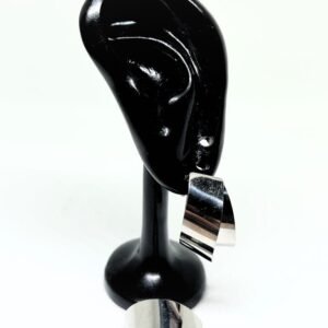 Ατσάλινα σκουλαρίκια σε ασημί χρώμα