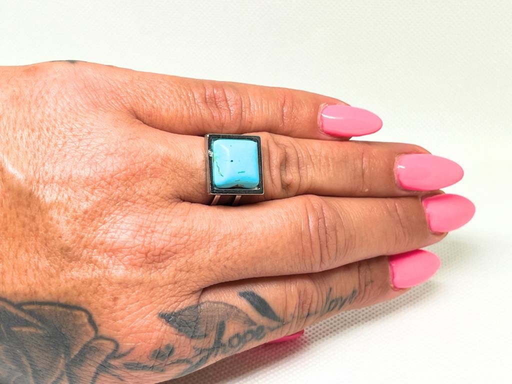 Ατσάλινο δαχτυλίδι με τιρκουάζ πέτρα