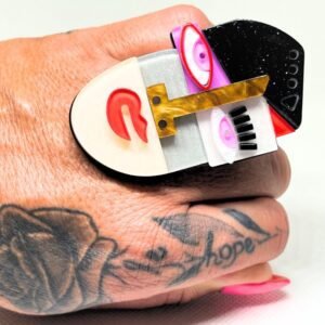 Πλαστικό δαχτυλίδι σε ανθρώπινο σχήμα