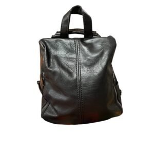 Τσάντα backbag δερμάτινη σε μαύρο χρώμα