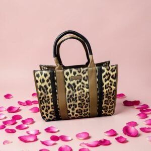 Τσάντα  animal print με κάθετες λωρίδες από καφέ και μαύρο χρώμα