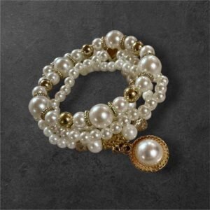 Ατσάλινο βραχιόλι με πέρλες σε άσπρο χρώμα