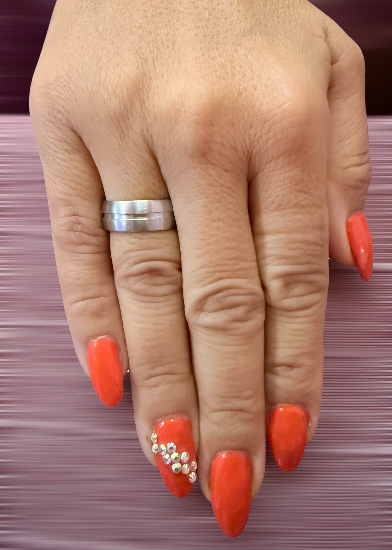 Ατσάλινο δαχτυλίδι με σχέδιο δύο ενωμένες λωρίδες σε ασημί χρώμα