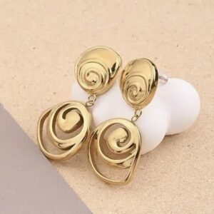 Ατσάλινα σκουλαρίκια κρεμαστά με μοντέρνο σχεδιασμό σε χρυσό χρώμα