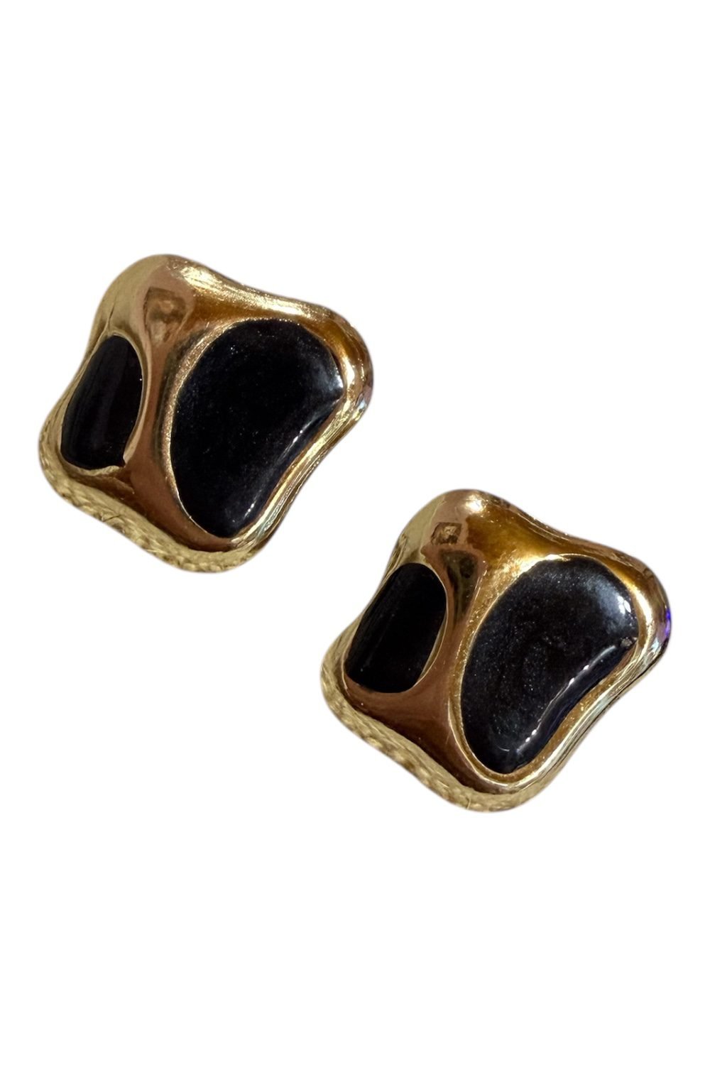 Ατσάλινα σκουλαρίκια με μοντέρνο σχεδιασμό σε μαύρο χρώμα