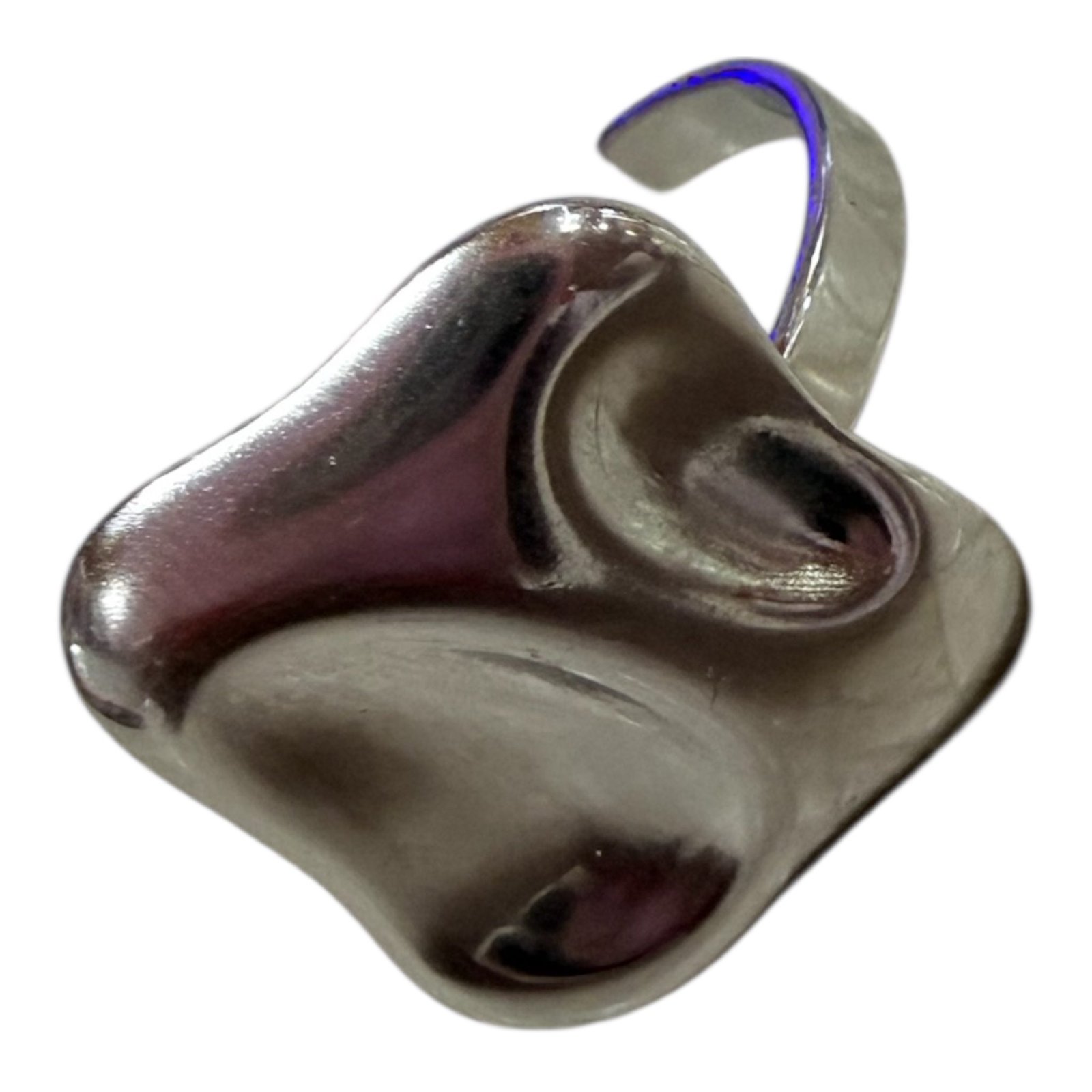 Ατσάλινο δαχτυλίδι με μοντέρνο αφηρημένο σχέδιο σε χρυσό χρώμα και ασημί χρώμα - Image 4