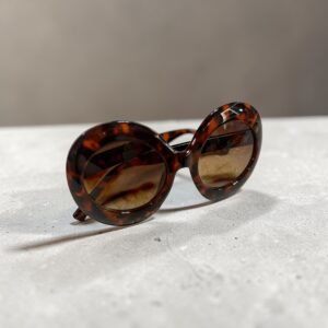 Γυαλιά ηλίου με στρογγυλό σχέδιο σε σκούρο καφέ animal print χρώμα